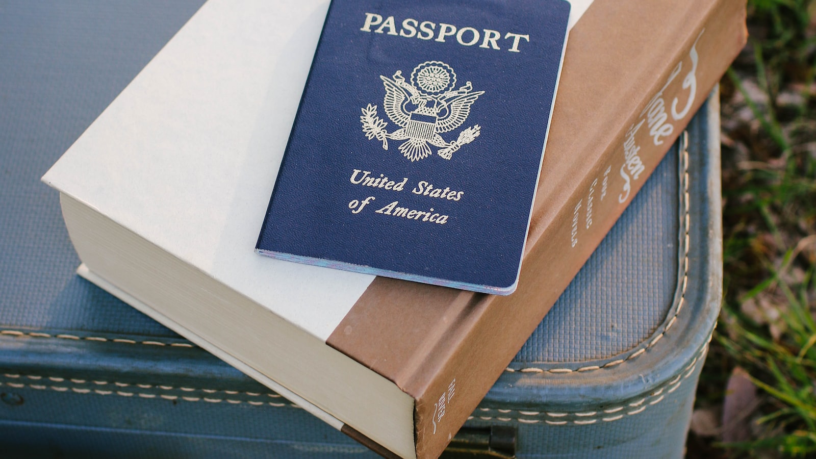 How Do I Obtain a Visa to Visit Mt Kenya?