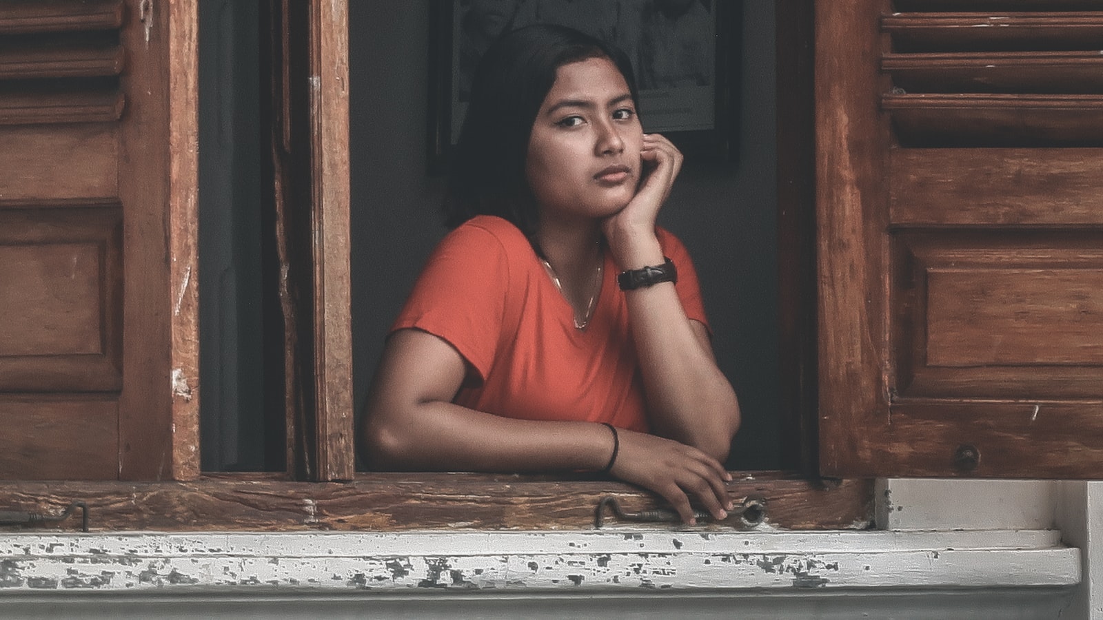 How Do I Communicate with the Local People around Mt. Kenya?