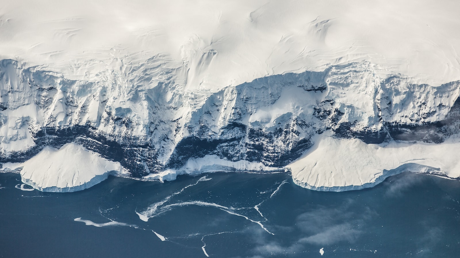 Can I Explore the Network of Glacial Valleys on Mt Kenya