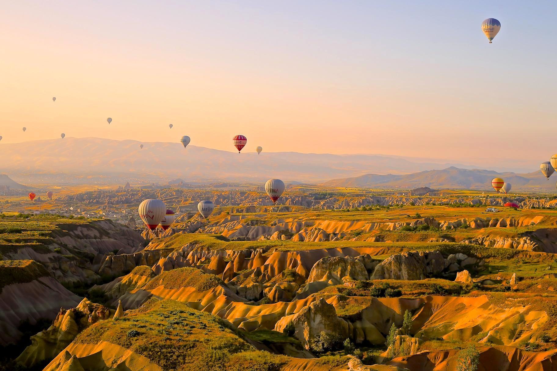 Embark on an ‍Aerial Adventure: Exploring the Majestic ⁤Landscapes of ​Mount Kenya