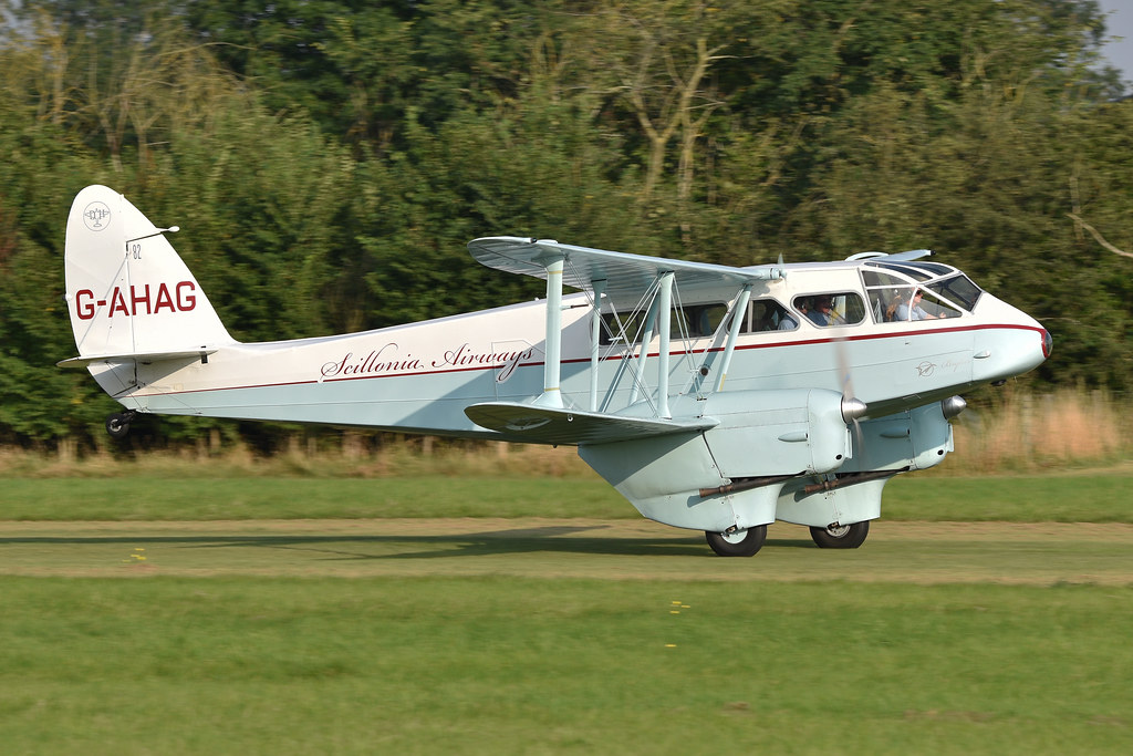 Can I book a private scenic flight in Mount Kenya?