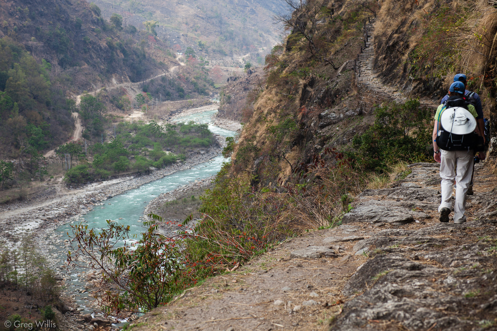 Experience the Thrills ​of River Trekking Through Mount Kenya's Stunning‍ Landscape