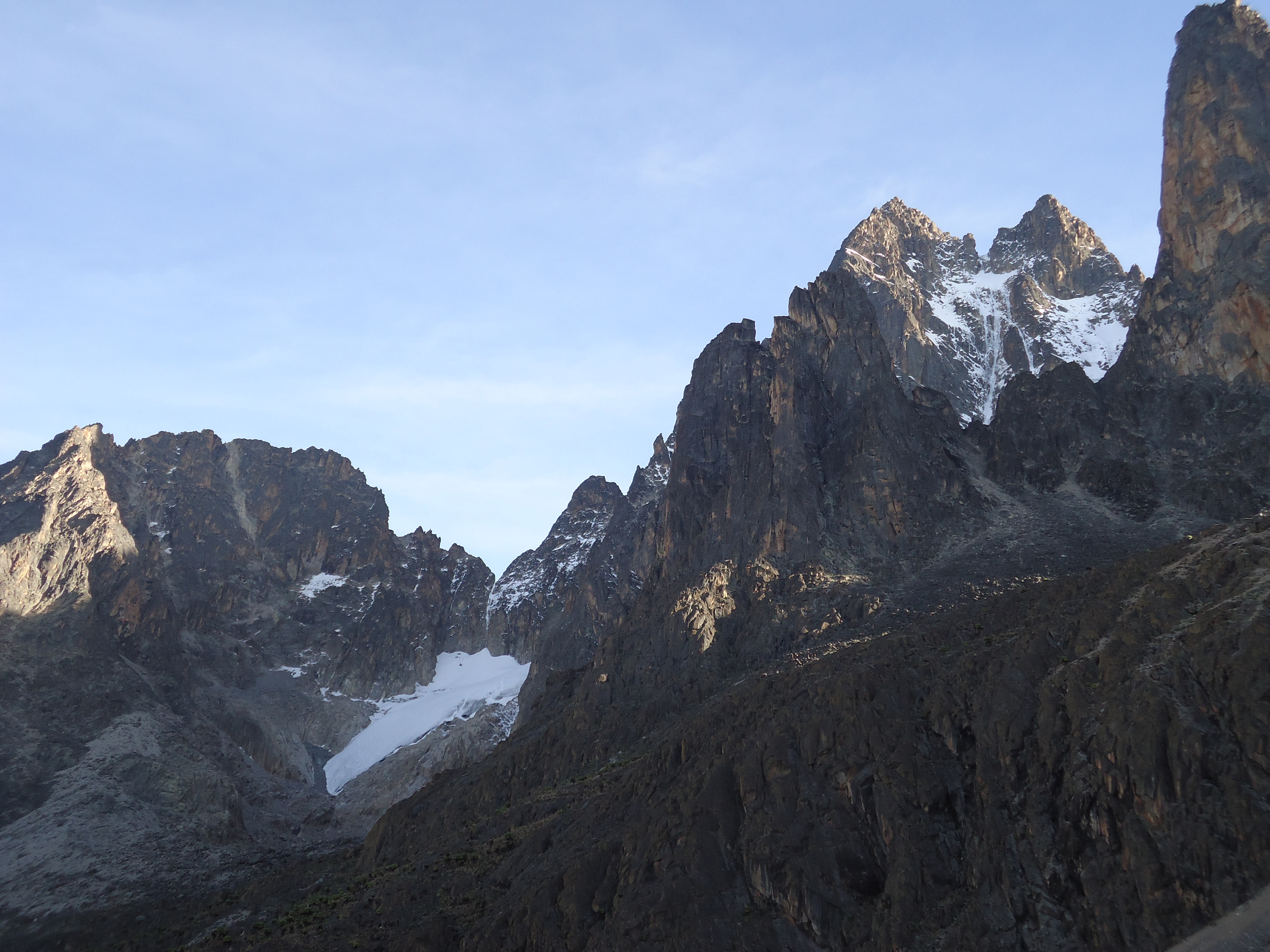 A Once-in-a-Lifetime Experience: Tips for Witnessing Mount Kenya's Glaciers from Above