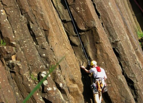 Is it possible to do crack climbing in Mount Kenya?