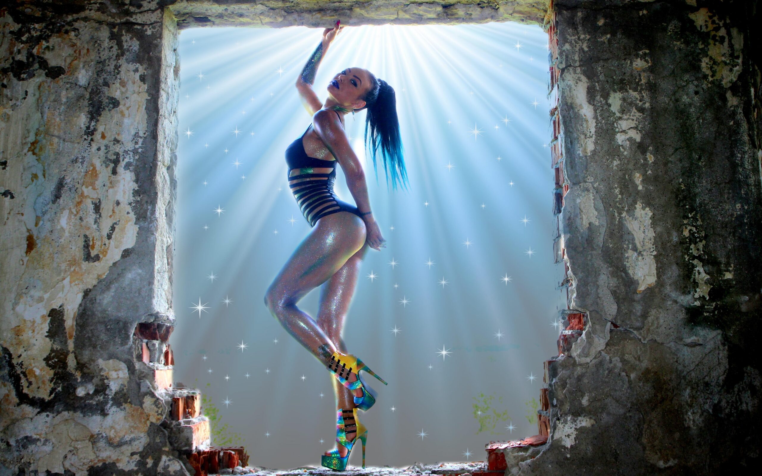 Is it possible to do night rock climbing in Mount Kenya?