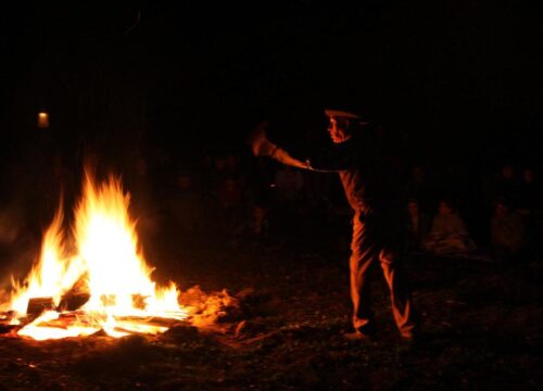 Are there storytelling nights or cultural performances in Mount Kenya?